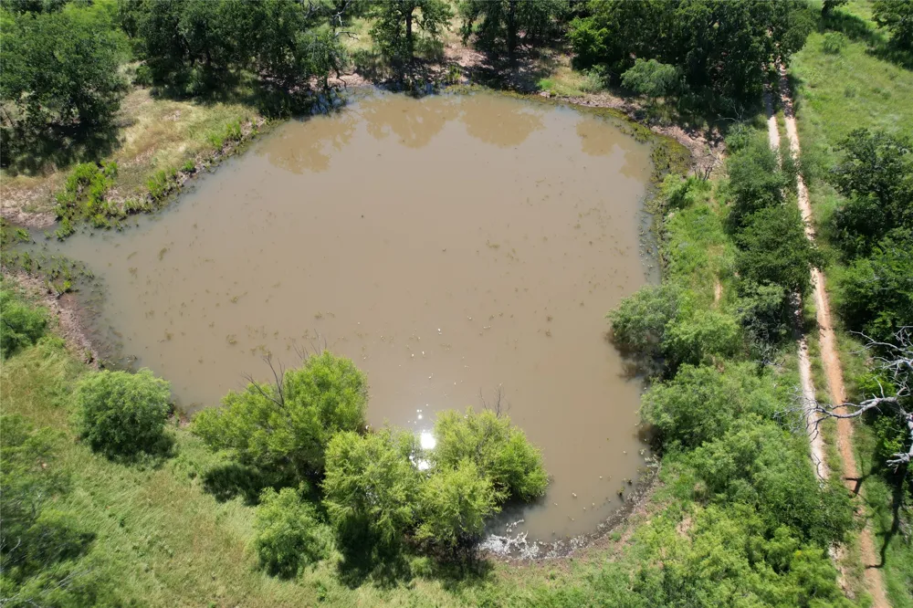 628 Robinson Road Graham, TX 76450