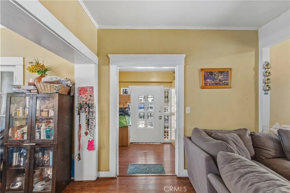 1244 W Martin Luther King Jr Los Angeles, CA 90037