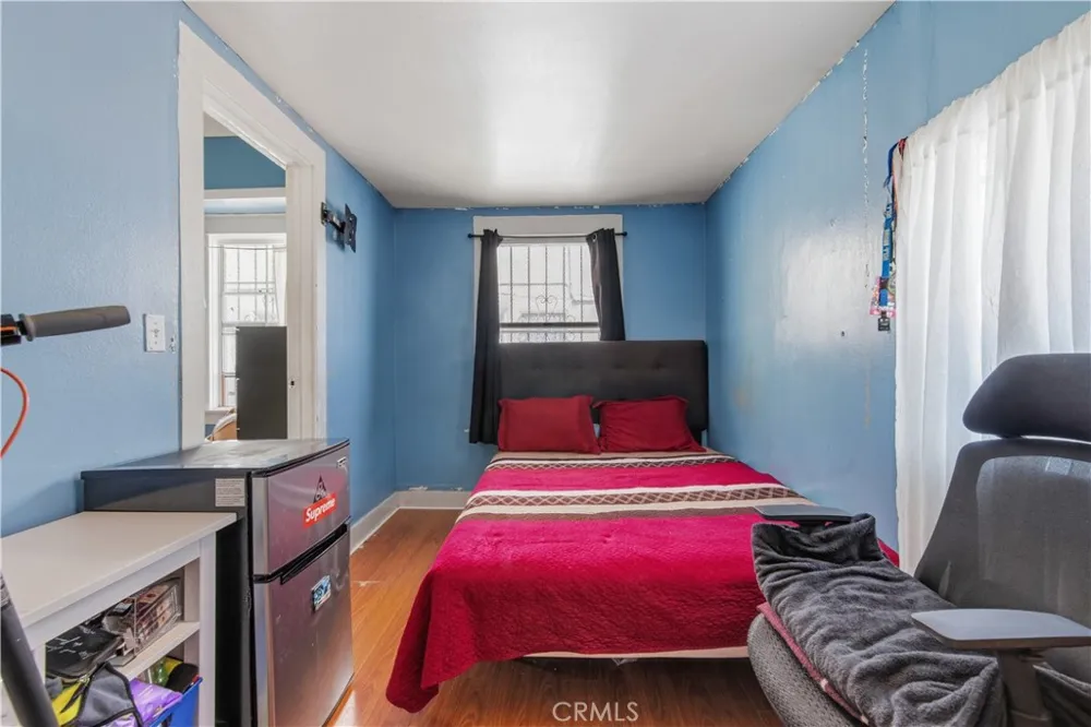 1244 W Martin Luther King Jr Los Angeles, CA 90037