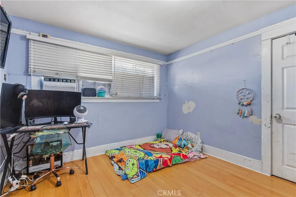 1244 W Martin Luther King Jr Los Angeles, CA 90037