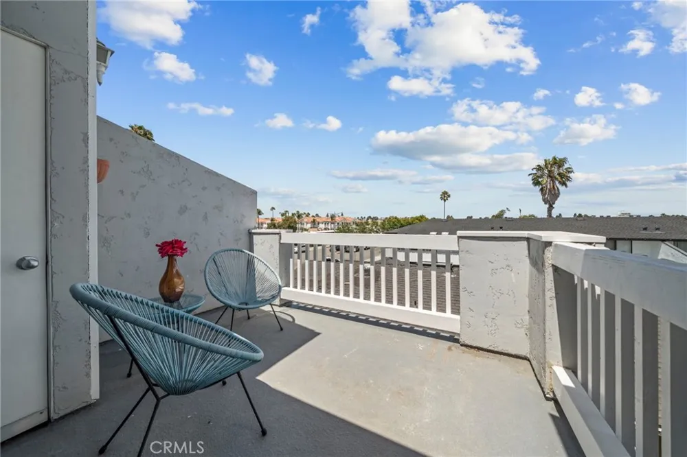1528 Marcelina Avenue #B Torrance, CA 90501