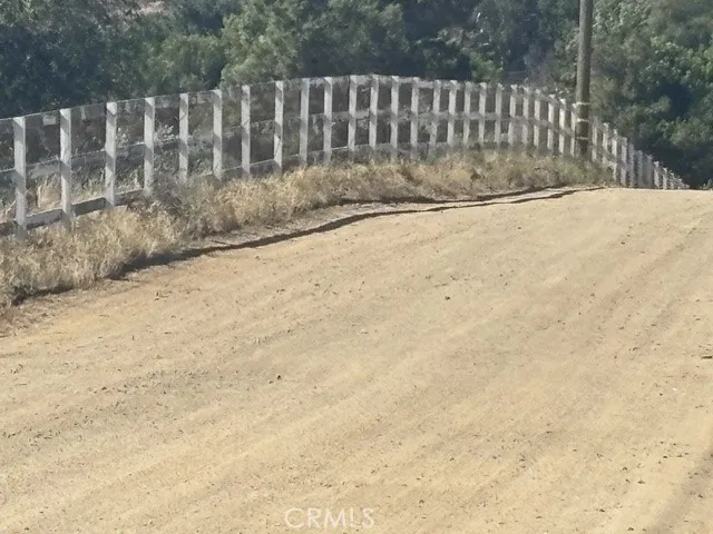 17 Keller Road Winchester, CA 92596