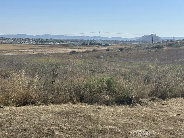 17 Keller Road Winchester, CA 92596