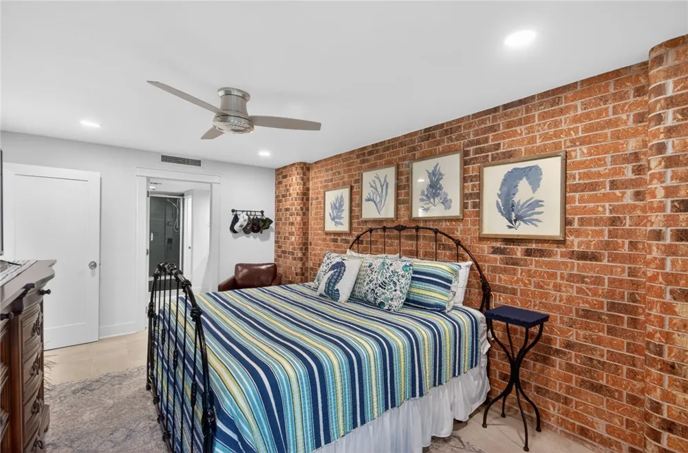 720 Access Road 1-A #104 Port Aransas, TX 78373