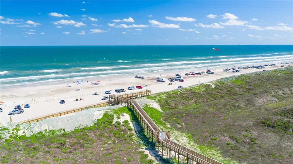720 Access Road 1-A #104 Port Aransas, TX 78373