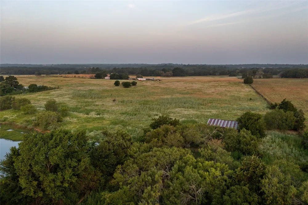 Young School House Road Smithville, TX 78957
