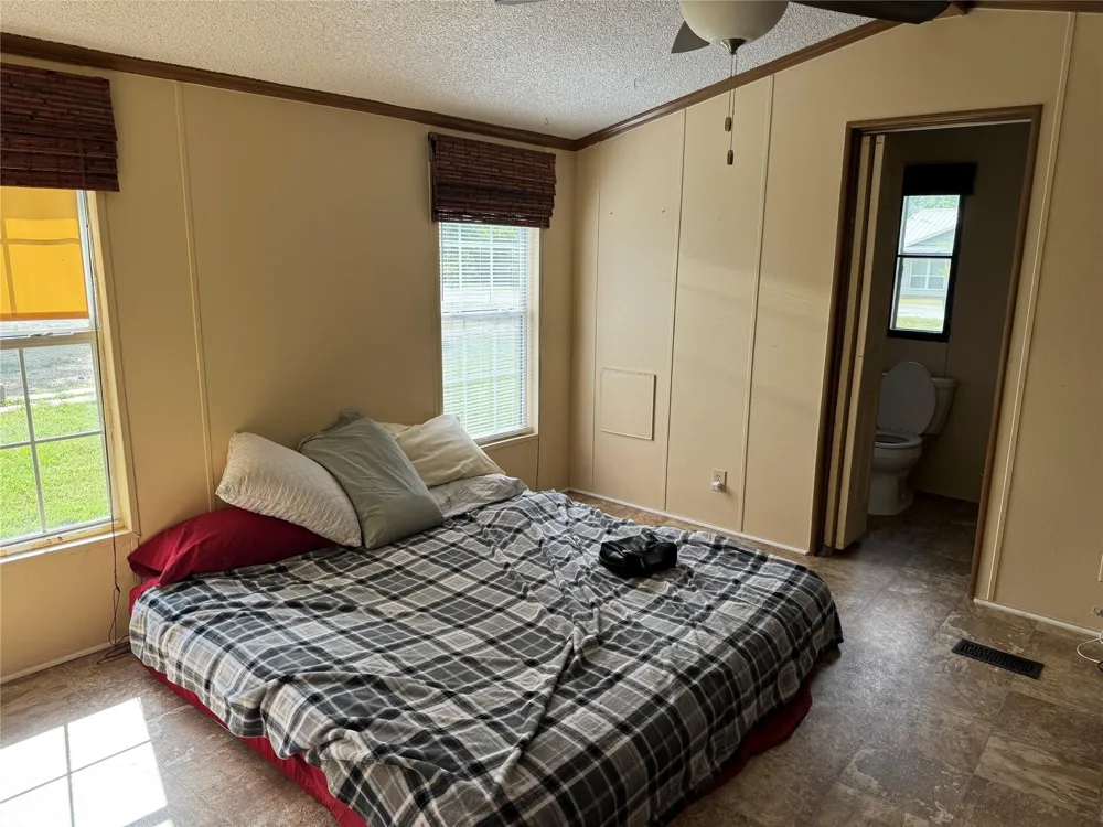 306 Oak Street Nocona, TX 76255