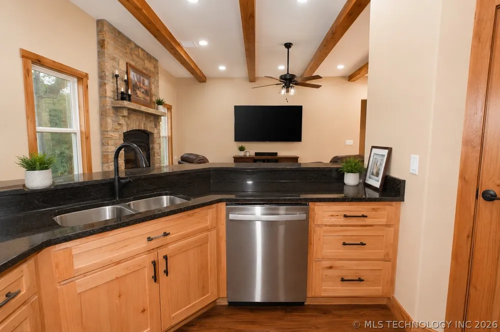 36362 S Summit Cookson, OK 74427