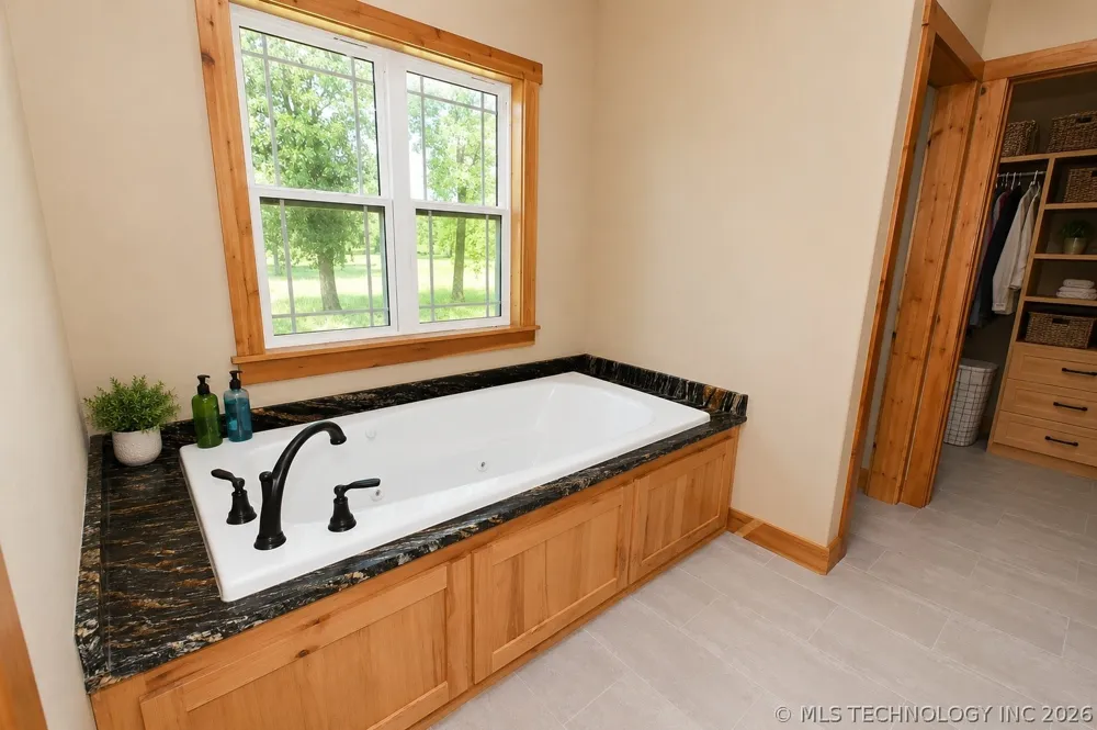 36362 S Summit Cookson, OK 74427