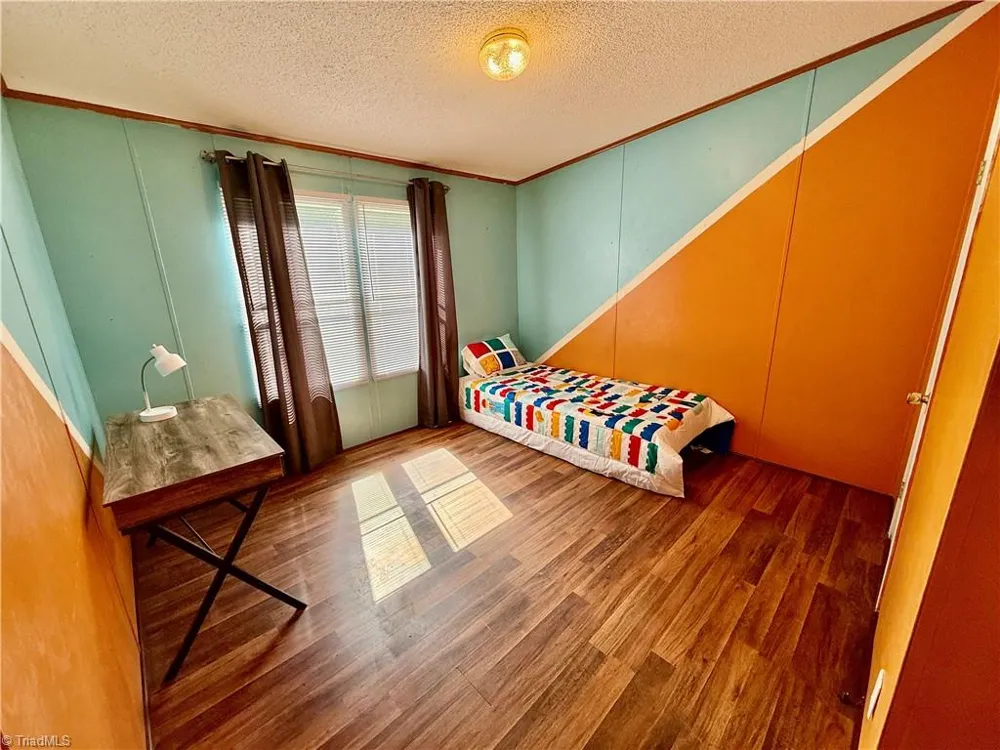 1038 Blackburn Hollow Road Purlear, NC 28665