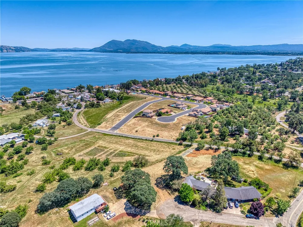 475 Shannon Lane Lakeport, CA 95453