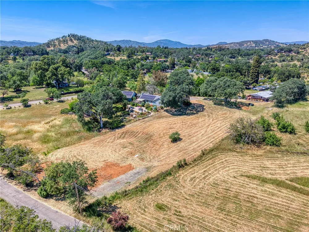 475 Shannon Lane Lakeport, CA 95453