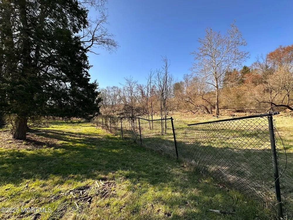 752 Amwell Road Hillsborough, NJ 08844