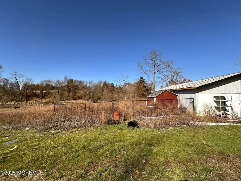 752 Amwell Road Hillsborough, NJ 08844