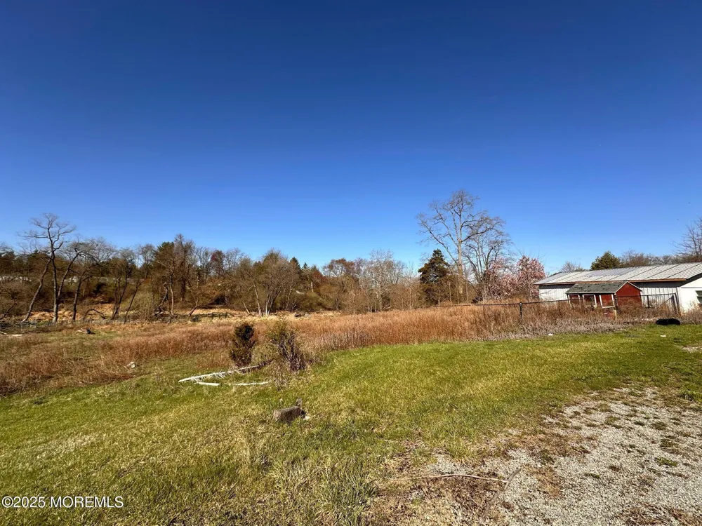 752 Amwell Road Hillsborough, NJ 08844
