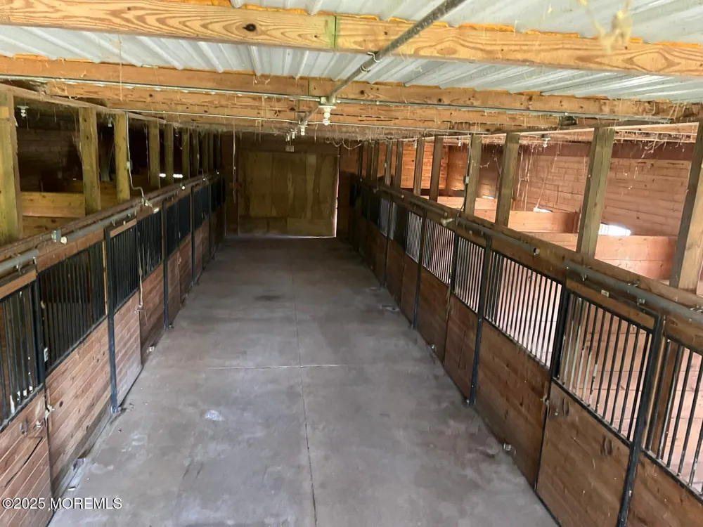 752 Amwell Road Hillsborough, NJ 08844