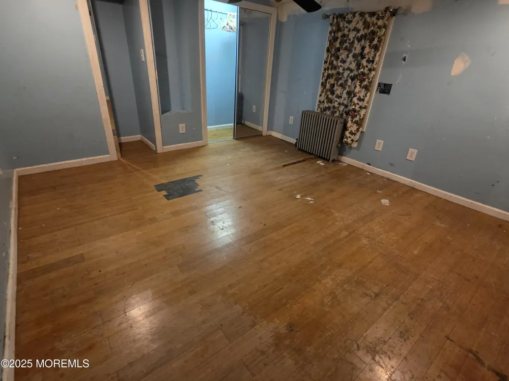 752 Amwell Road Hillsborough, NJ 08844