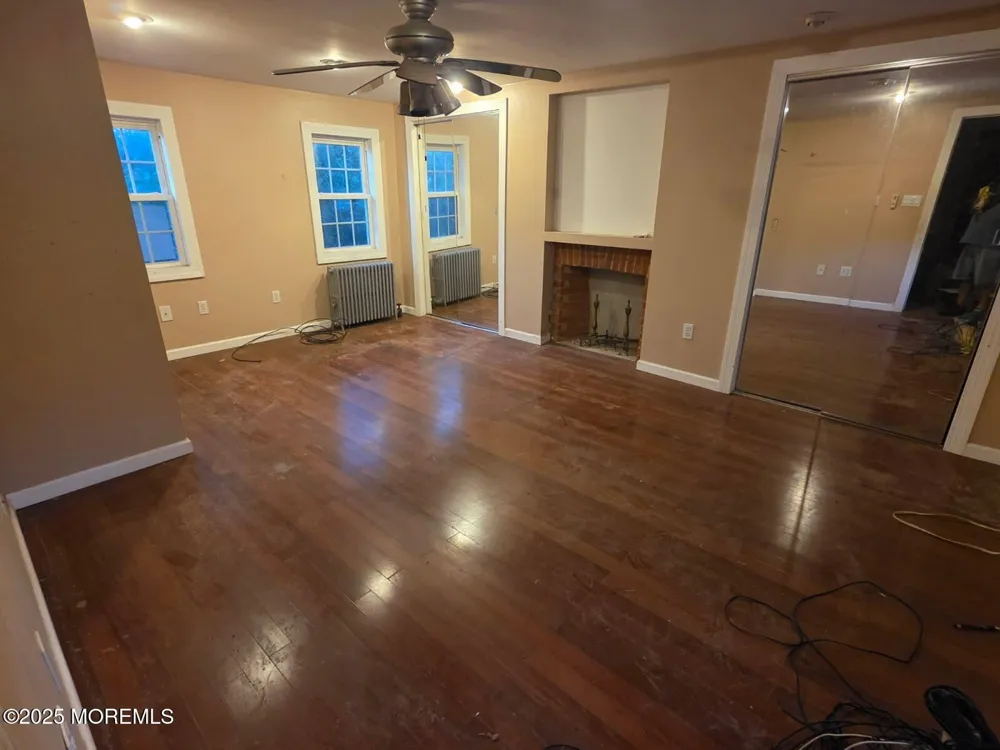 752 Amwell Road Hillsborough, NJ 08844