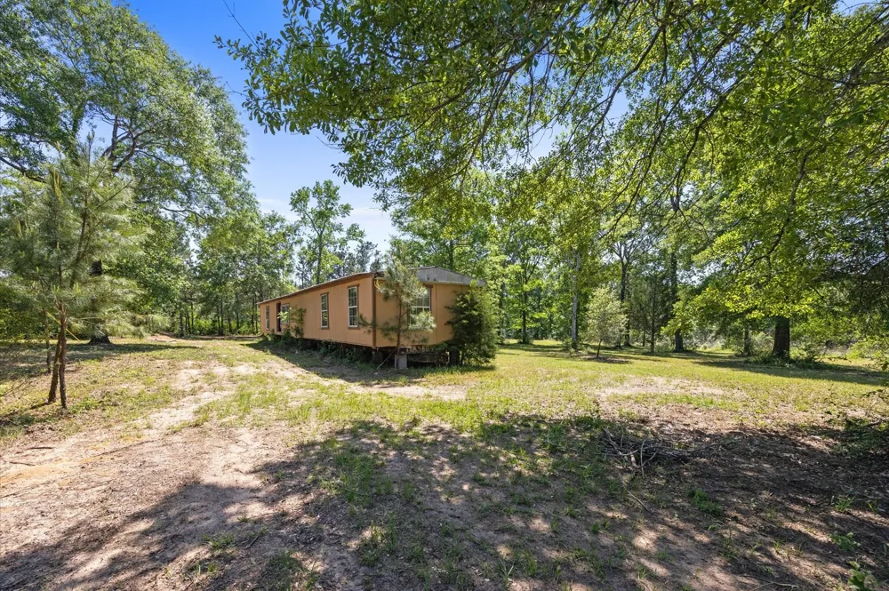4804 Crockett Martin Road Conroe, TX 77306