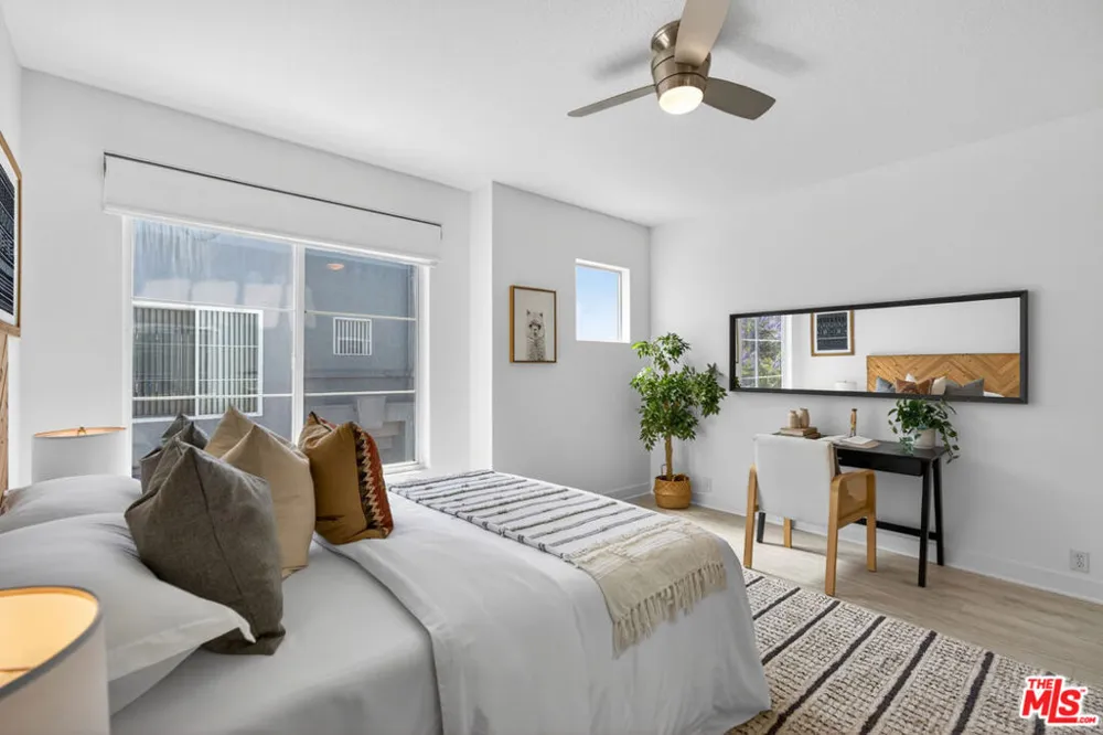 1436 20th Street #15 Santa Monica, CA 90404