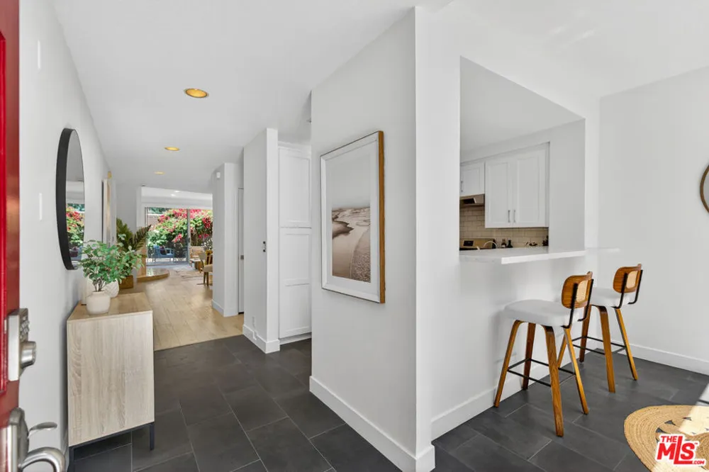 1436 20th Street #15 Santa Monica, CA 90404