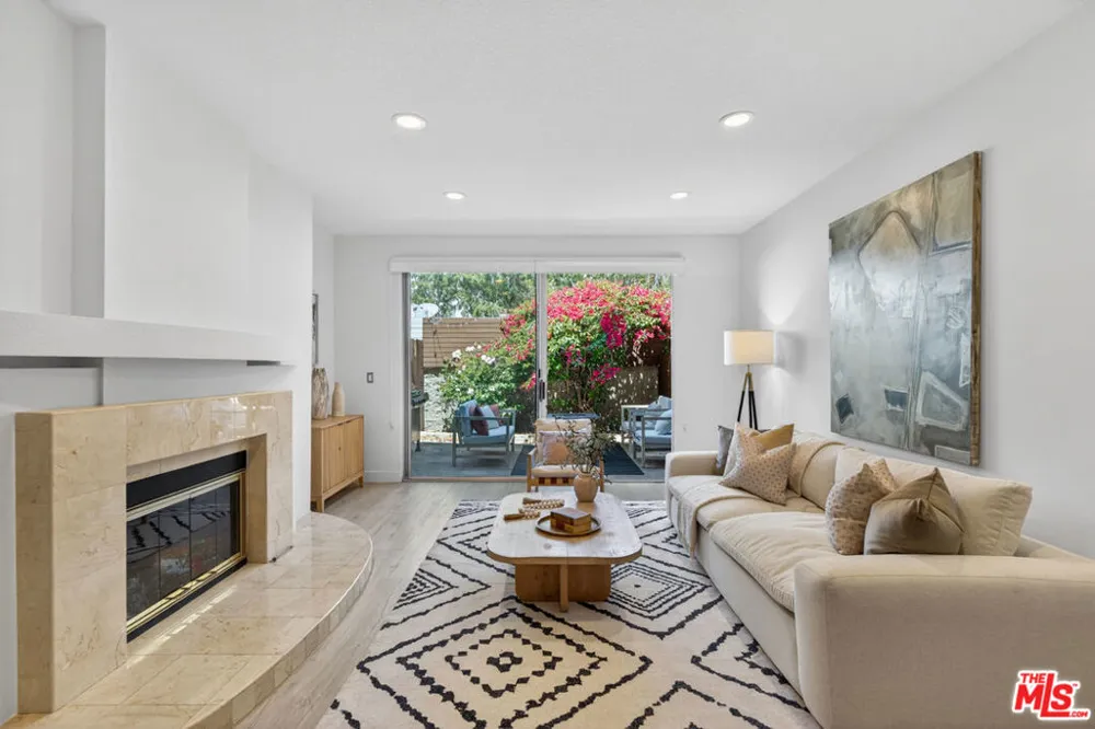 1436 20th Street #15 Santa Monica, CA 90404