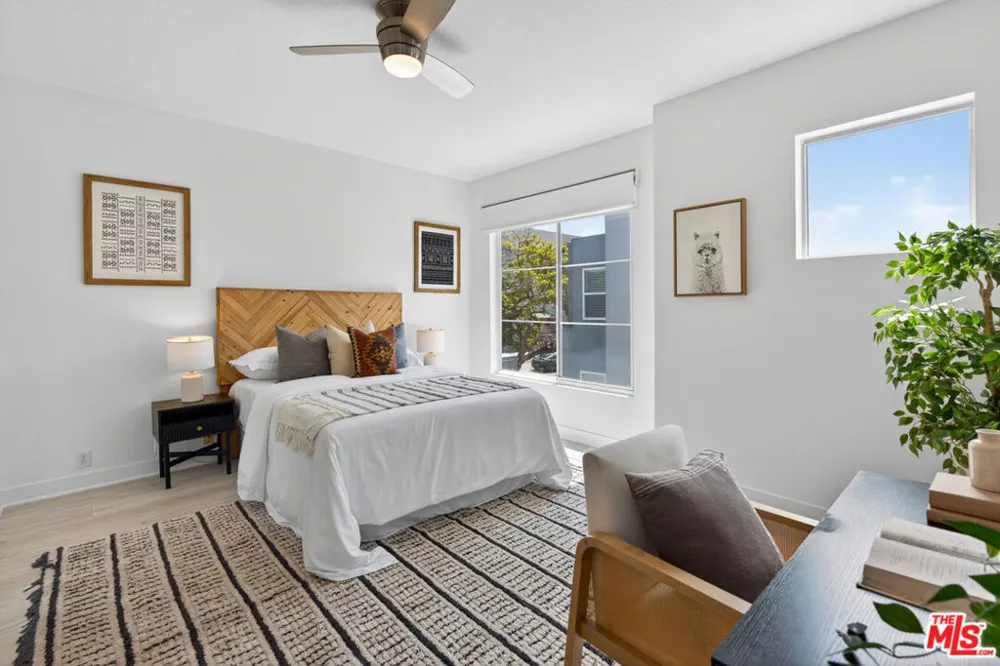 1436 20th Street #15 Santa Monica, CA 90404