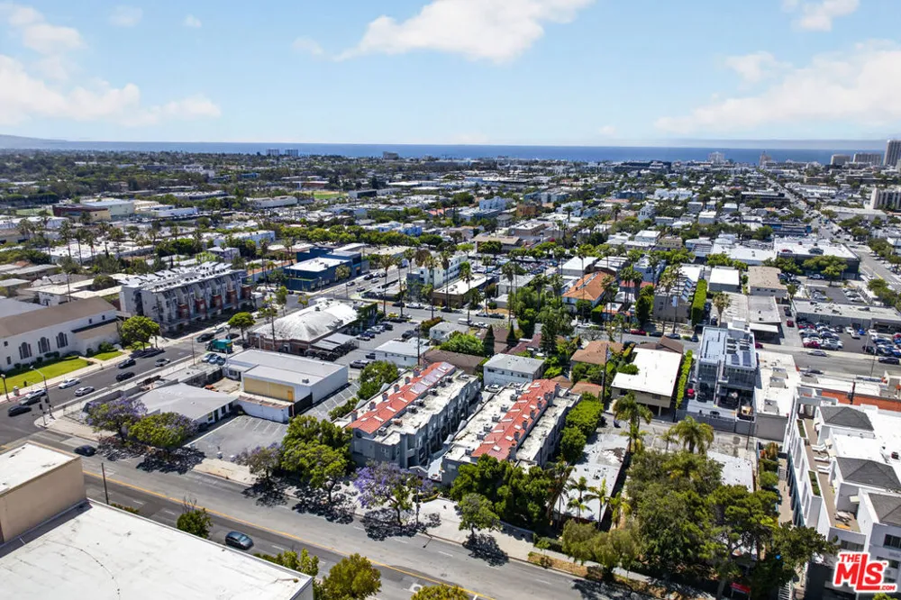 1436 20th Street #15 Santa Monica, CA 90404