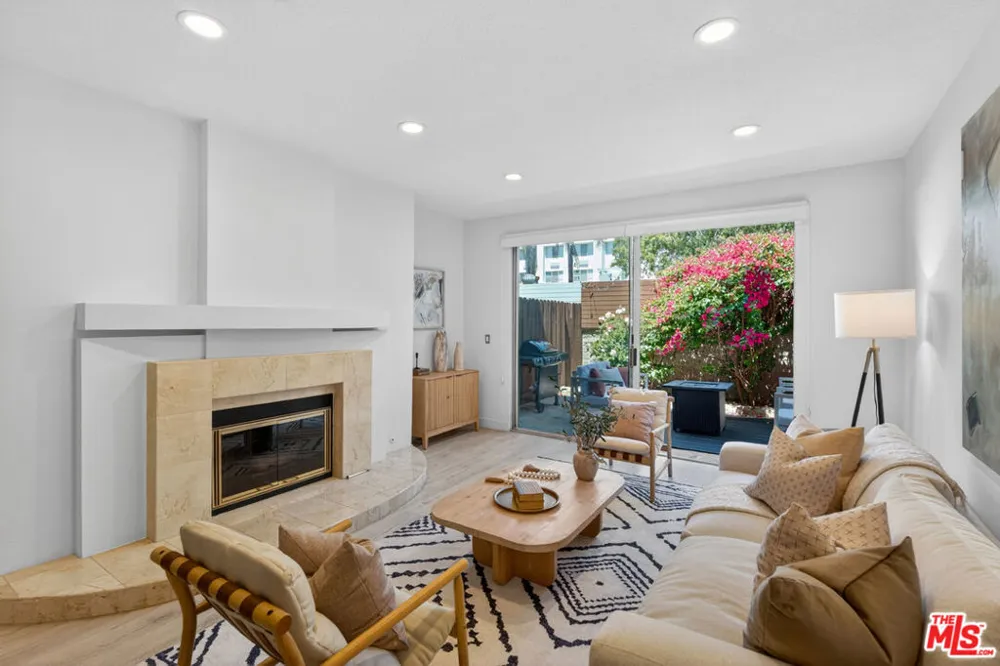 1436 20th Street #15 Santa Monica, CA 90404