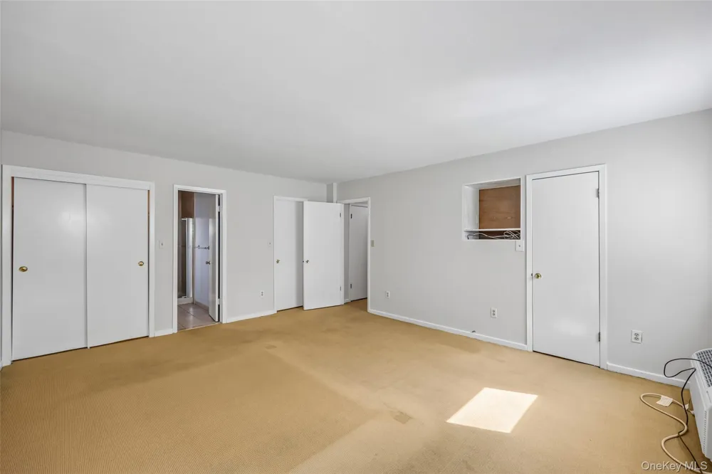1331 Broadway #P 10/11 Hewlett, NY 11557