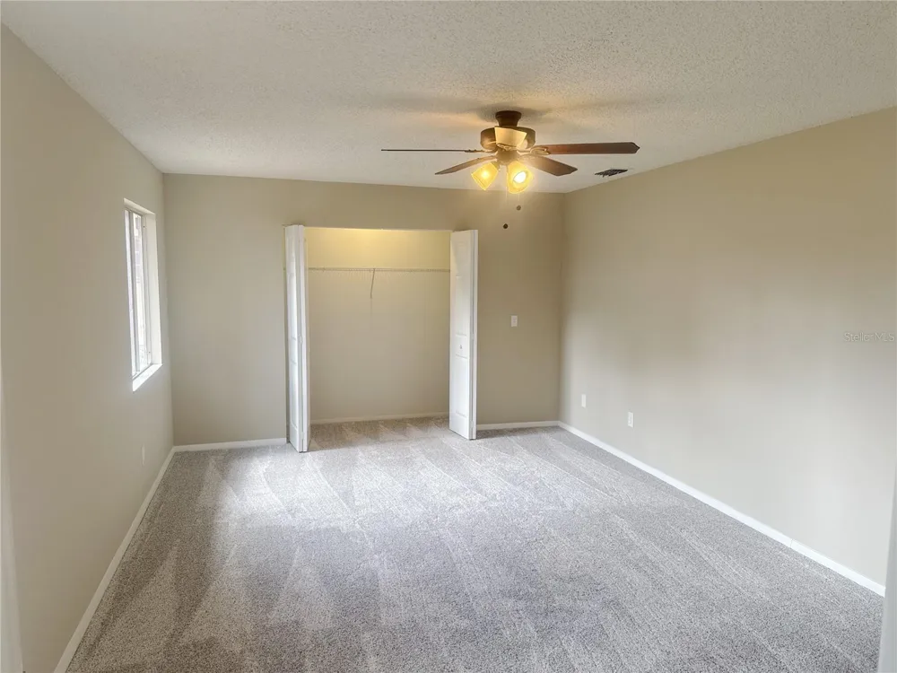 11345 SE 188TH AVENUE Ocklawaha, FL 32179