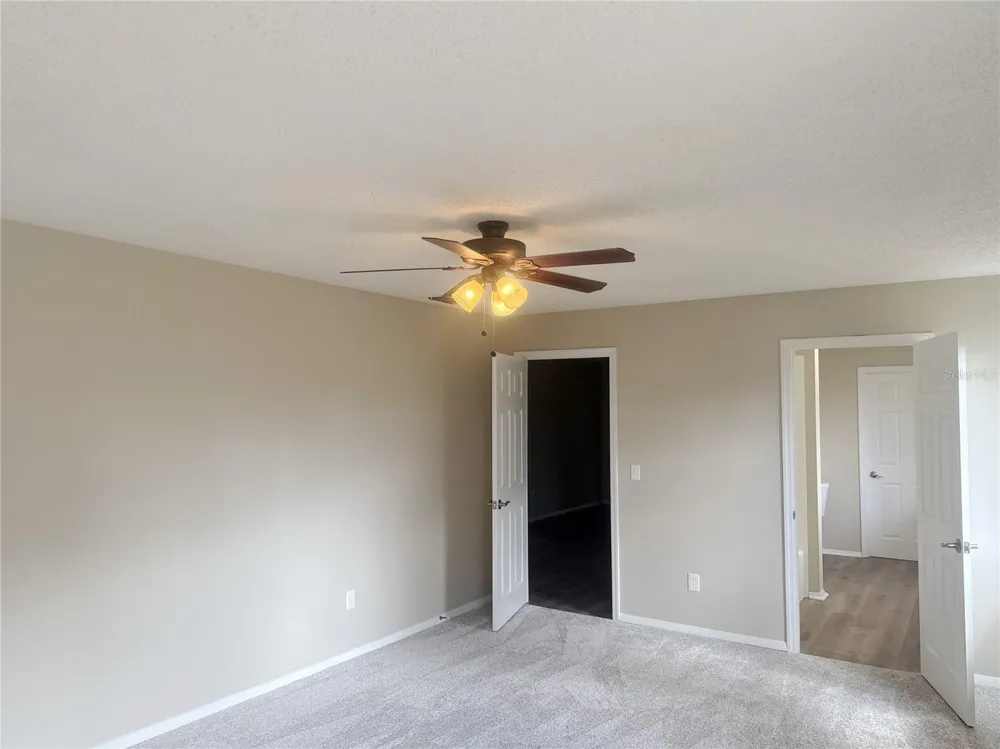 11345 SE 188TH AVENUE Ocklawaha, FL 32179