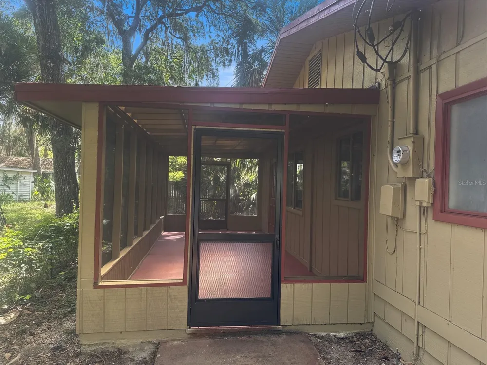 11345 SE 188TH AVENUE Ocklawaha, FL 32179