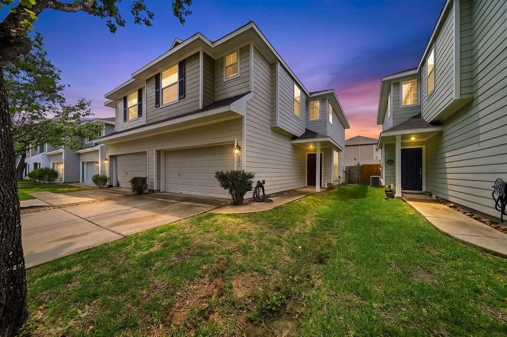 8922 Elm Drake Humble, TX 77338
