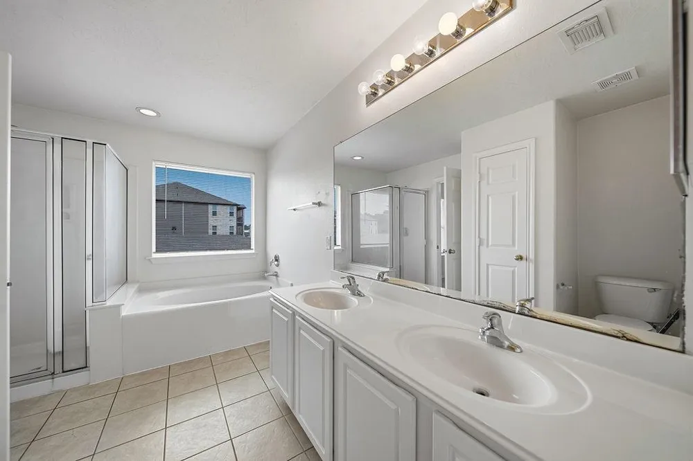 8922 Elm Drake Humble, TX 77338