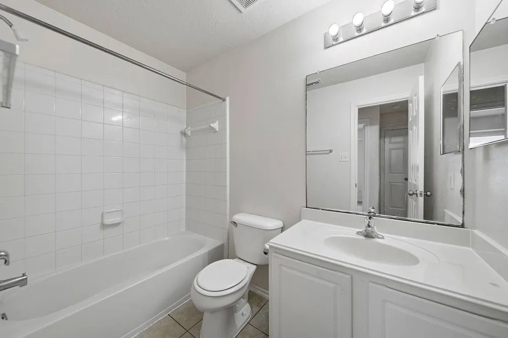 8922 Elm Drake Humble, TX 77338