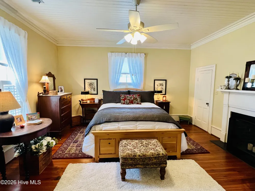 612 College Street Clinton, NC 28328