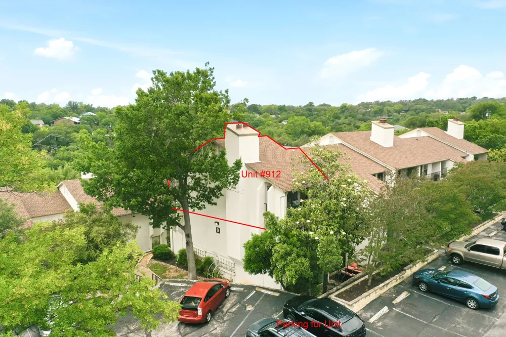 6910 Hart Lane #912 Austin, TX 78731