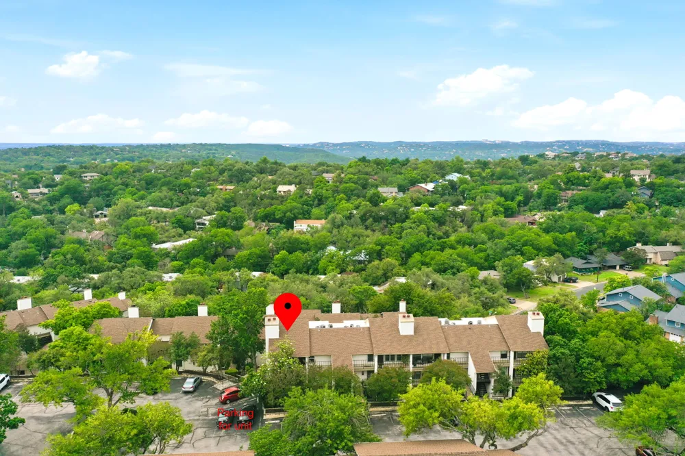 6910 Hart Lane #912 Austin, TX 78731