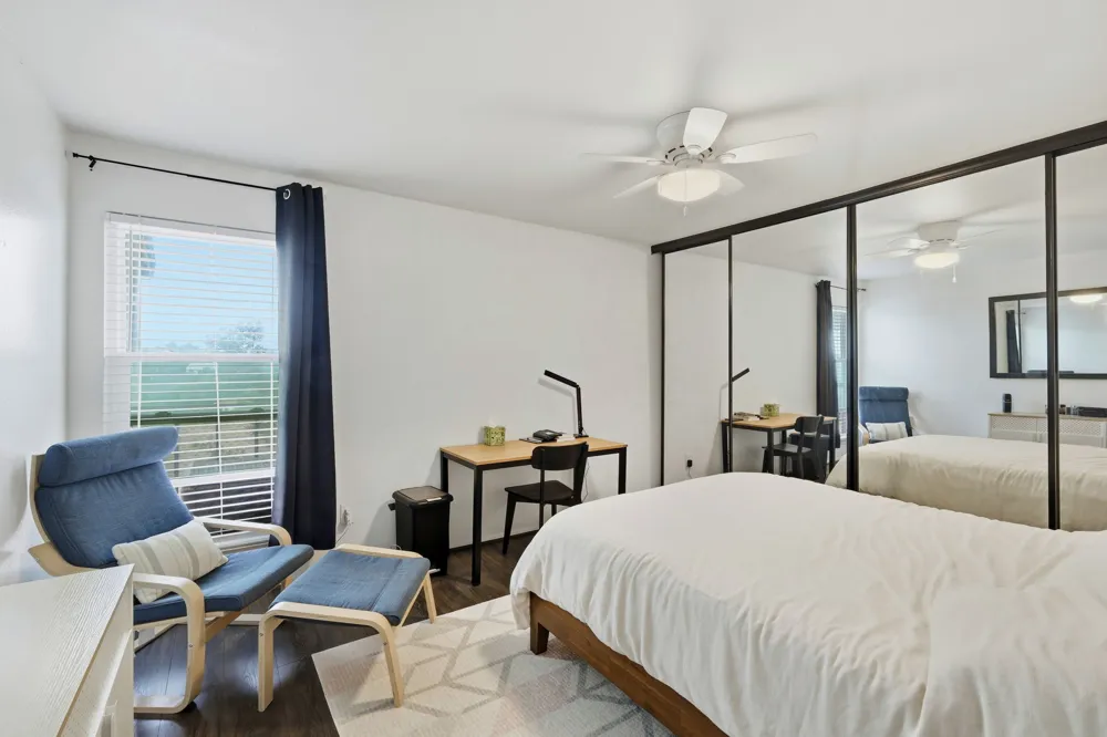 6910 Hart Lane #912 Austin, TX 78731