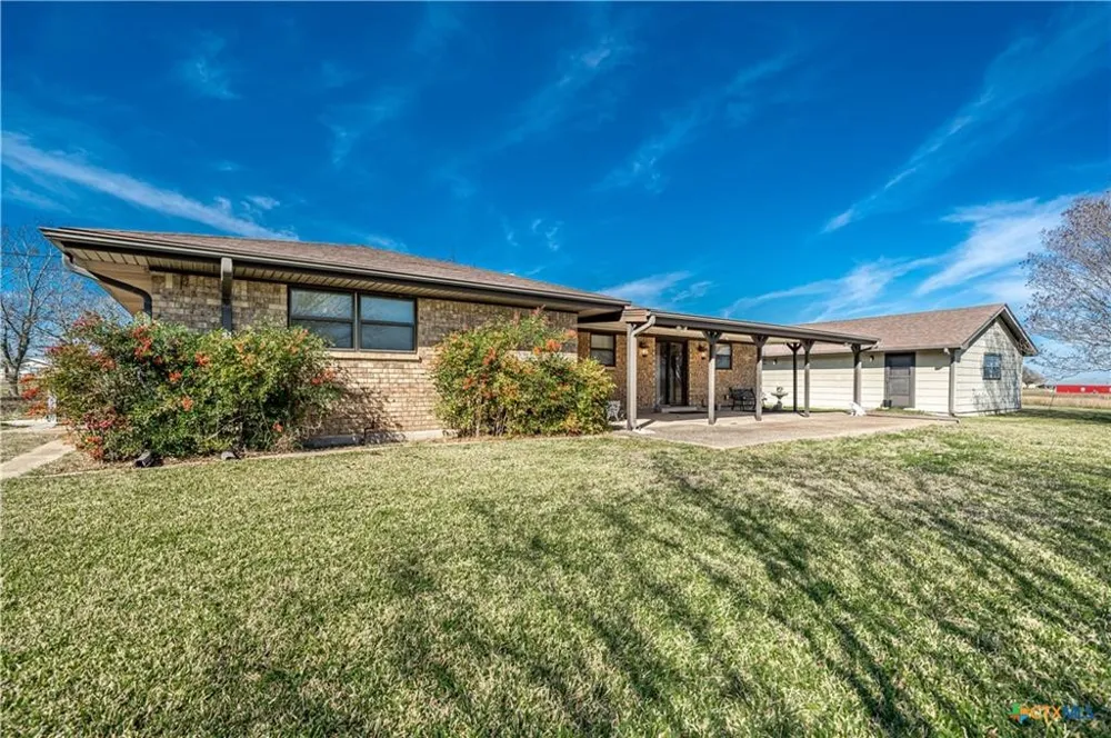 17941 Old 81 Troy, TX 76579
