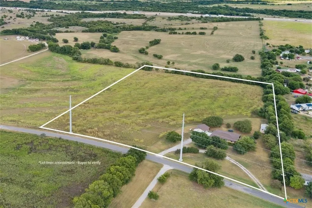 17941 Old 81 Troy, TX 76579