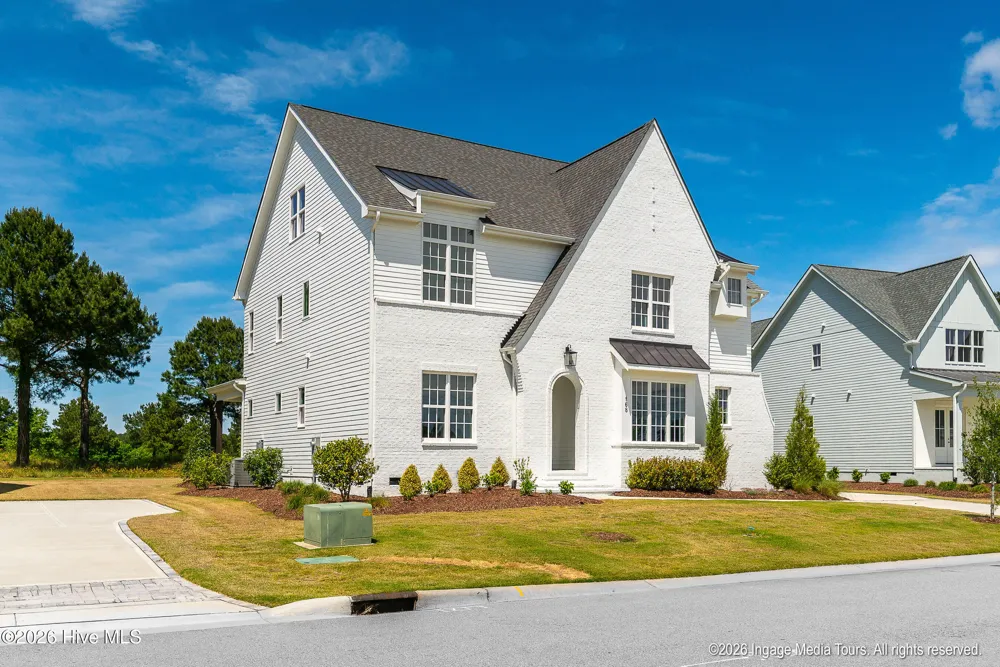 168 Pine Tree Point Snow Hill, NC 28580