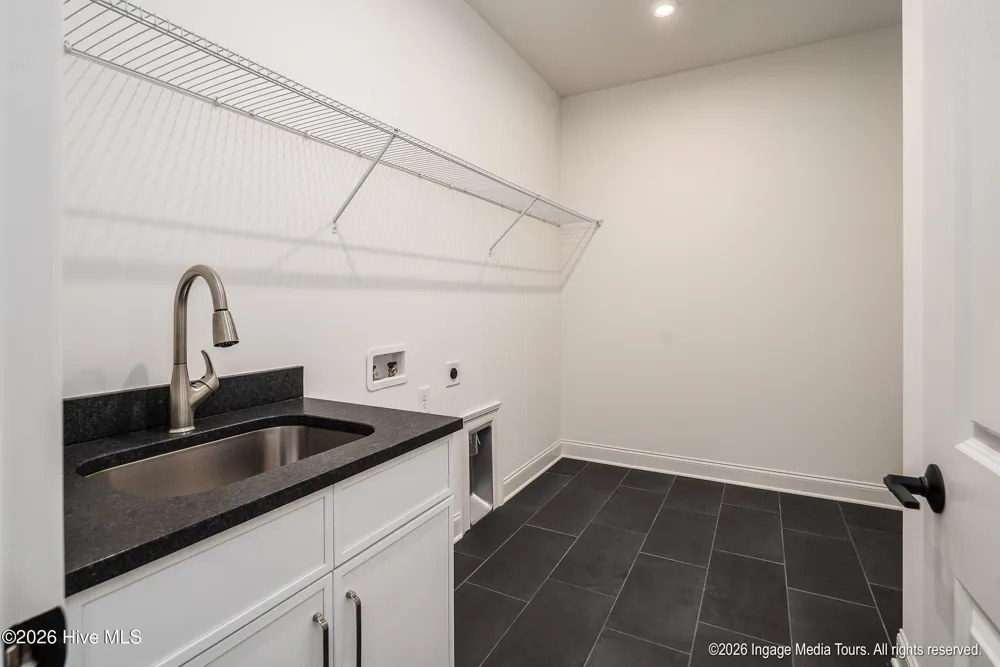 168 Pine Tree Point Snow Hill, NC 28580