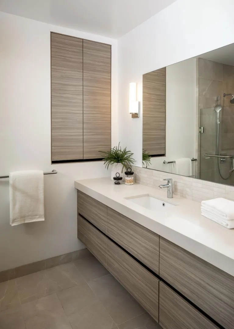 28008 Laura Court Los Altos Hills, CA 94022
