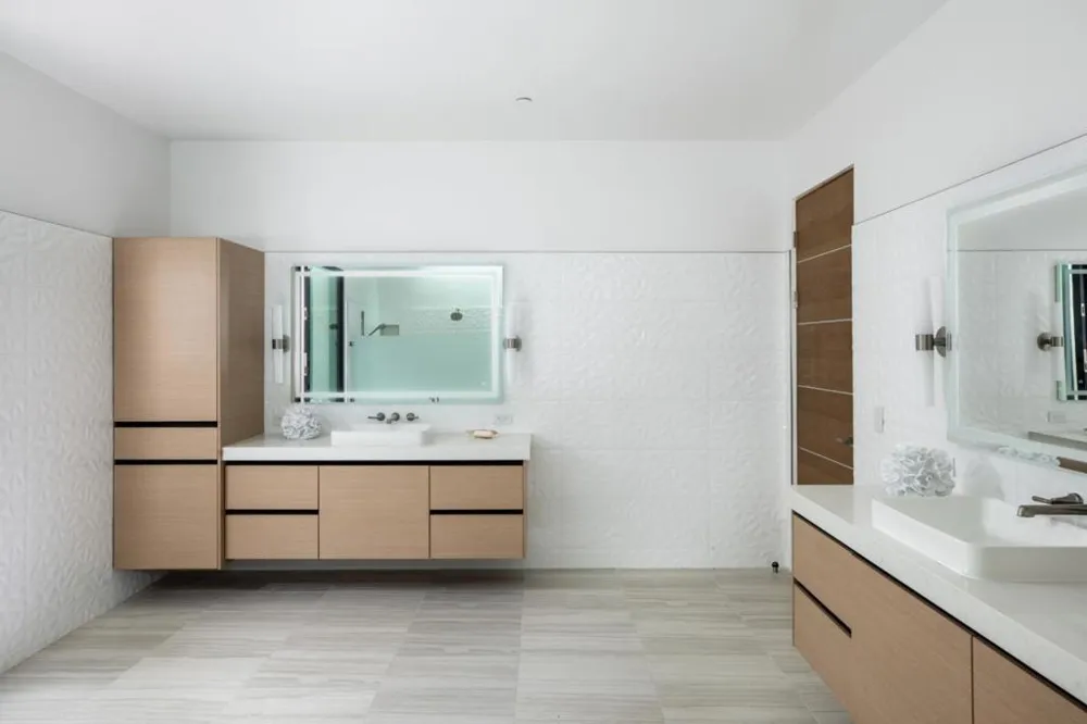 28008 Laura Court Los Altos Hills, CA 94022