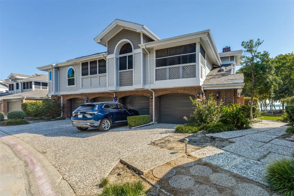 9939 Waterfront Trail Rowlett, TX 75087