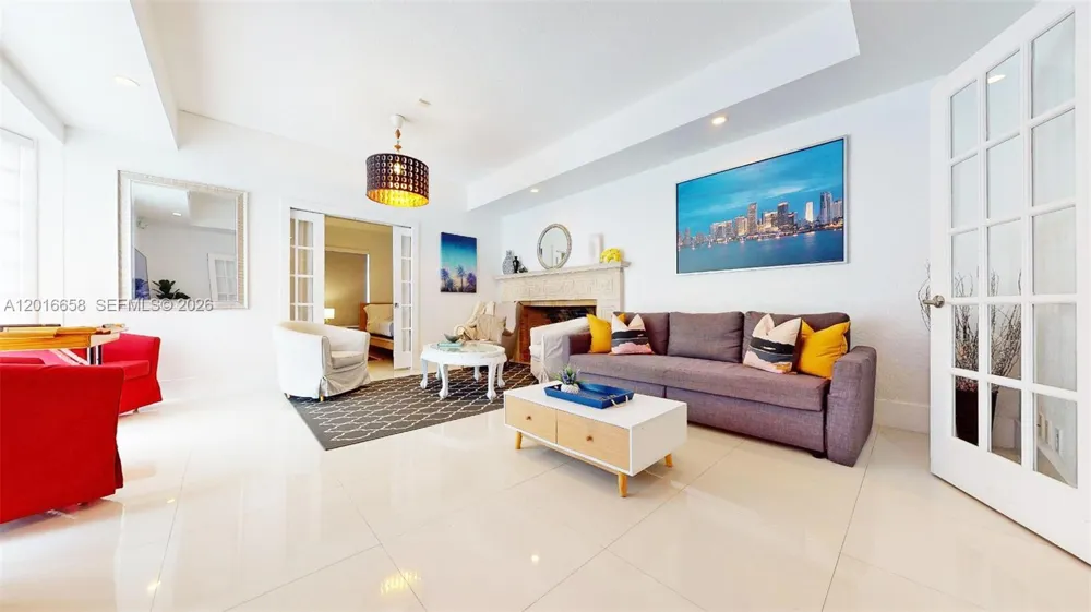 1315 14th St Miami Beach, FL 33139