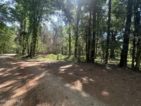 Lot 4 Saggus Road