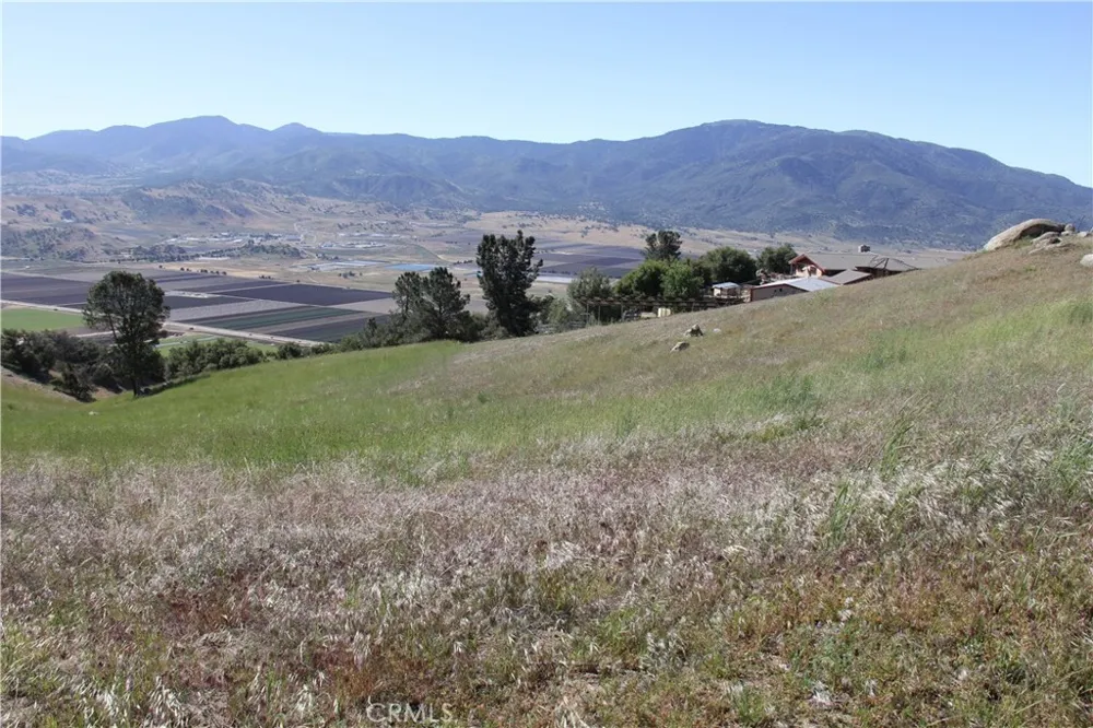 Skyline Drive Tehachapi, CA 93561